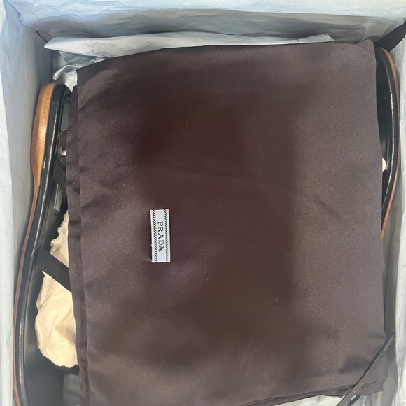 NIB PRADA BLACK SUEDE GLADIATOR STRAPPY SUMMER SANDALS SIZE 38.5 - Picture 7 of 7